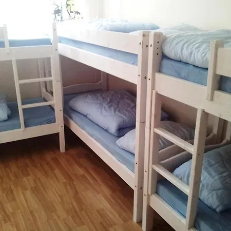 Hostal Alesund Hostel *