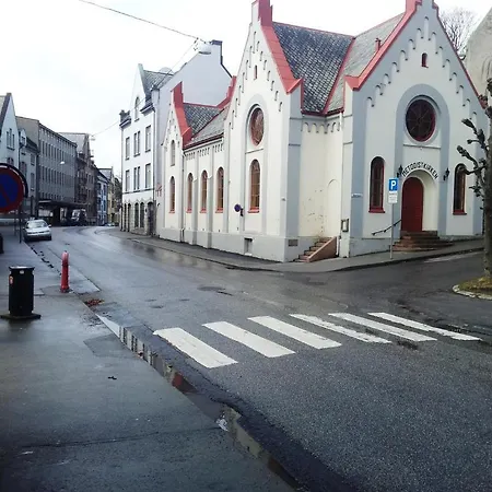 Alesund Hostel Hostal *